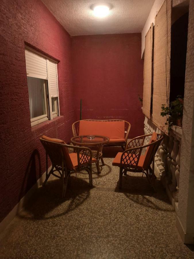 Sara Apartment Бибине Екстериор снимка
