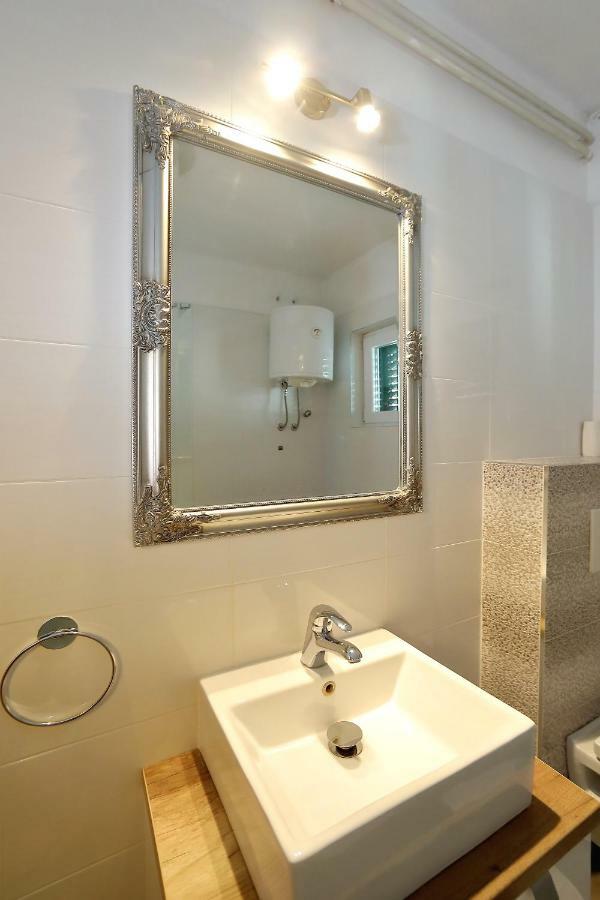 Sara Apartment Бибине Екстериор снимка