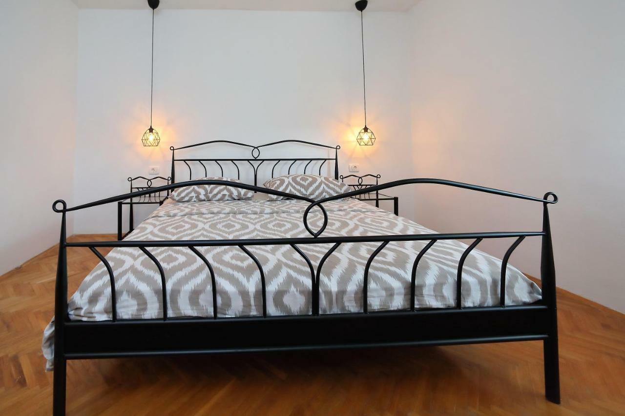 Sara Apartment Бибине Екстериор снимка